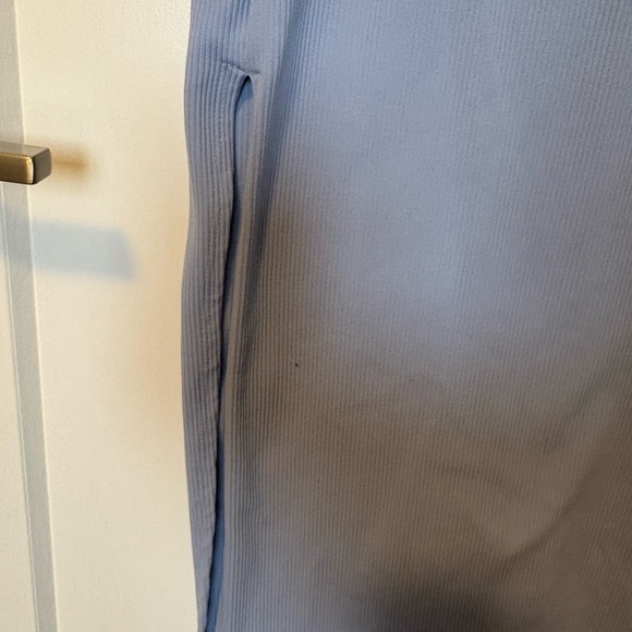 Abercrombie & Fitch Soft Collection Ribbed Knit - Picture 2 of 4